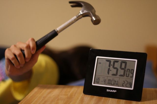 Δεν είχατε αρκετούς λόγους να έχετε νεύρα το πρωί; Αποκτήστε έναν…