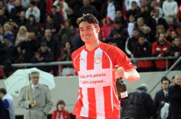 Κρέμασε τα παπούτσια του ο Άλμπερτ Ριέρα