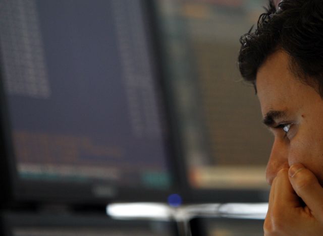 Σε χαμηλό 3,5 μηνών η απόδοση των πενταετών ομολόγων