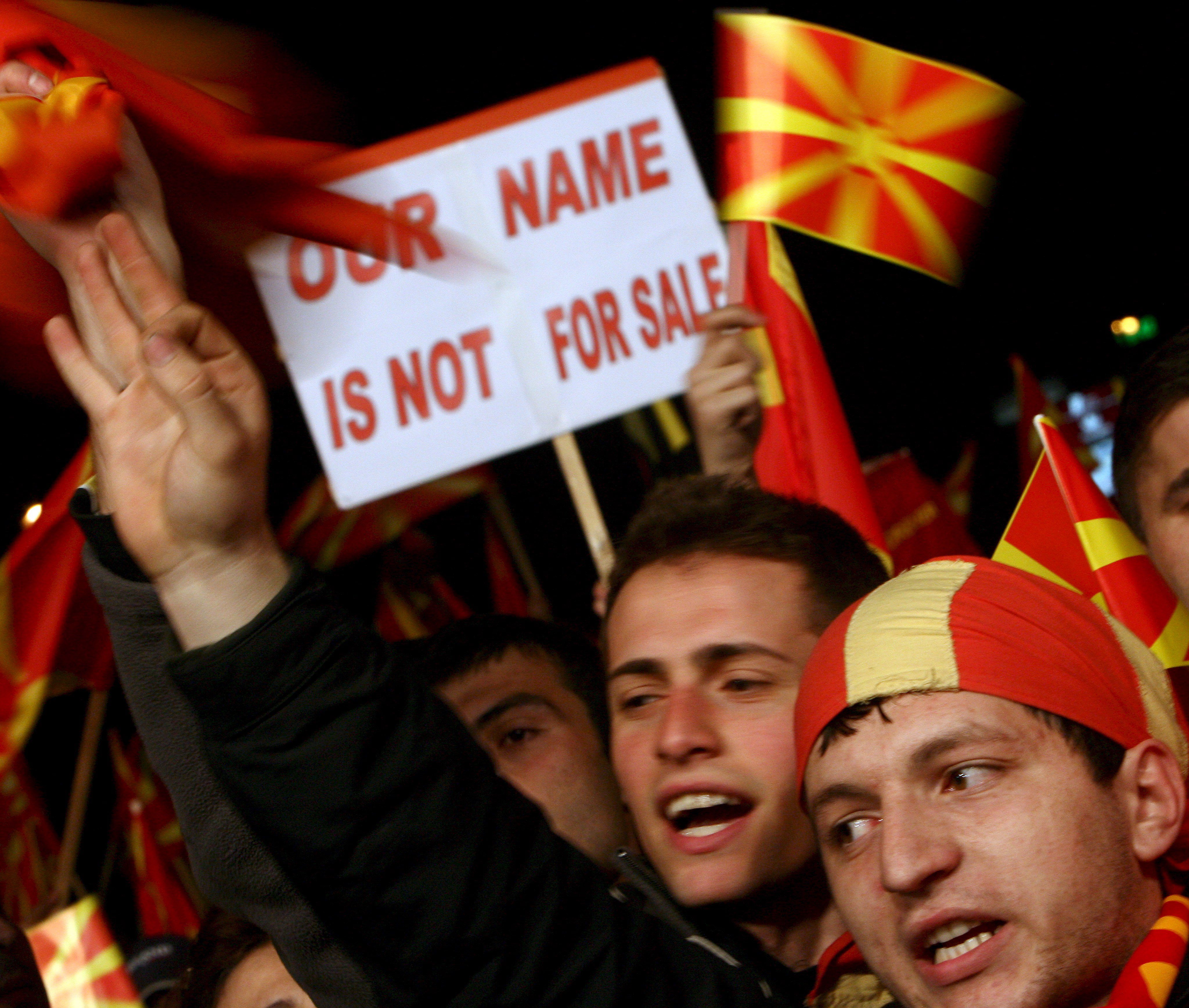 Several thousand protesters in Skopje demand no name change
