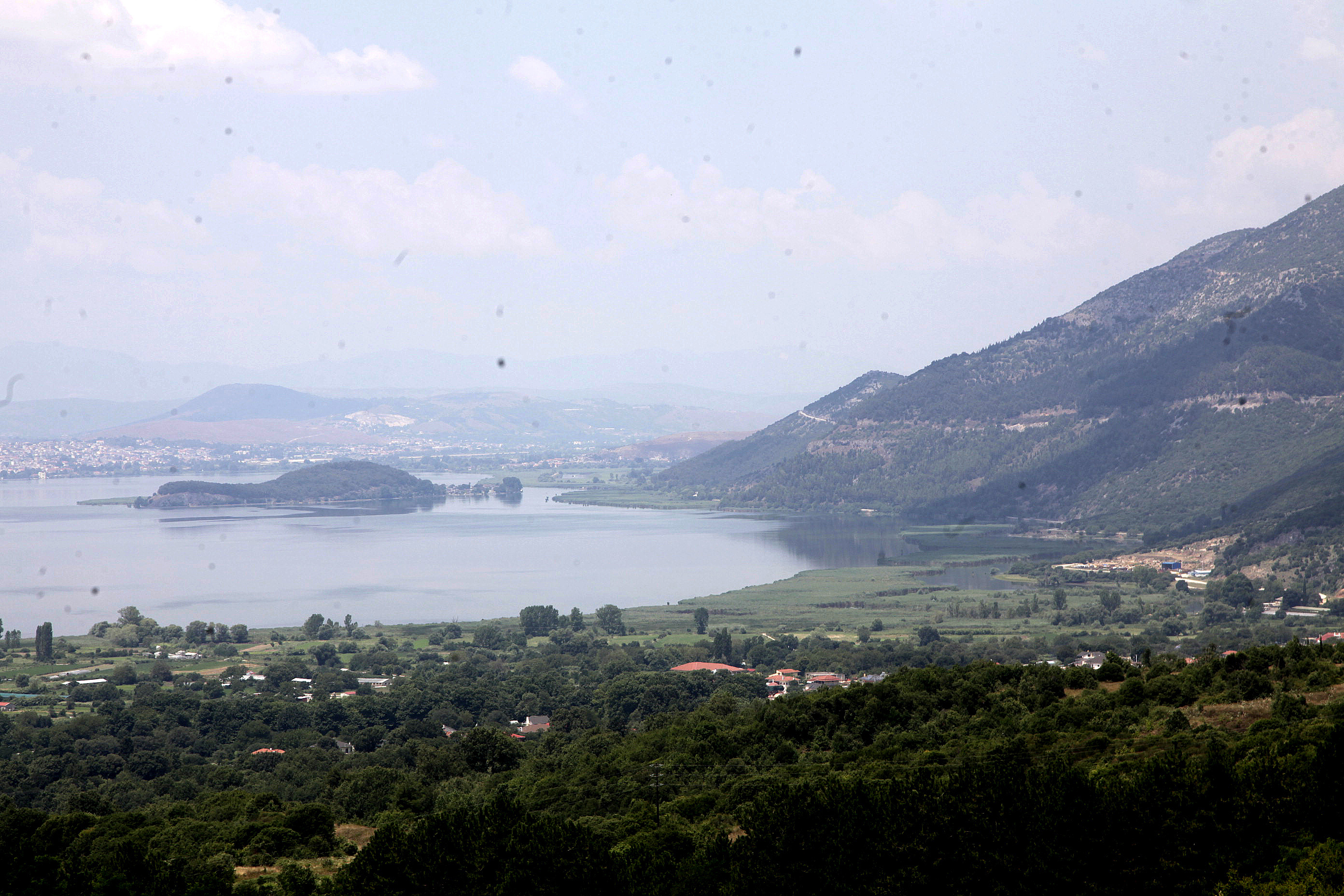 Ιωάννινα: Εντοπίστηκε νεκρή γυναίκα στη λίμνη Παμβώτιδα