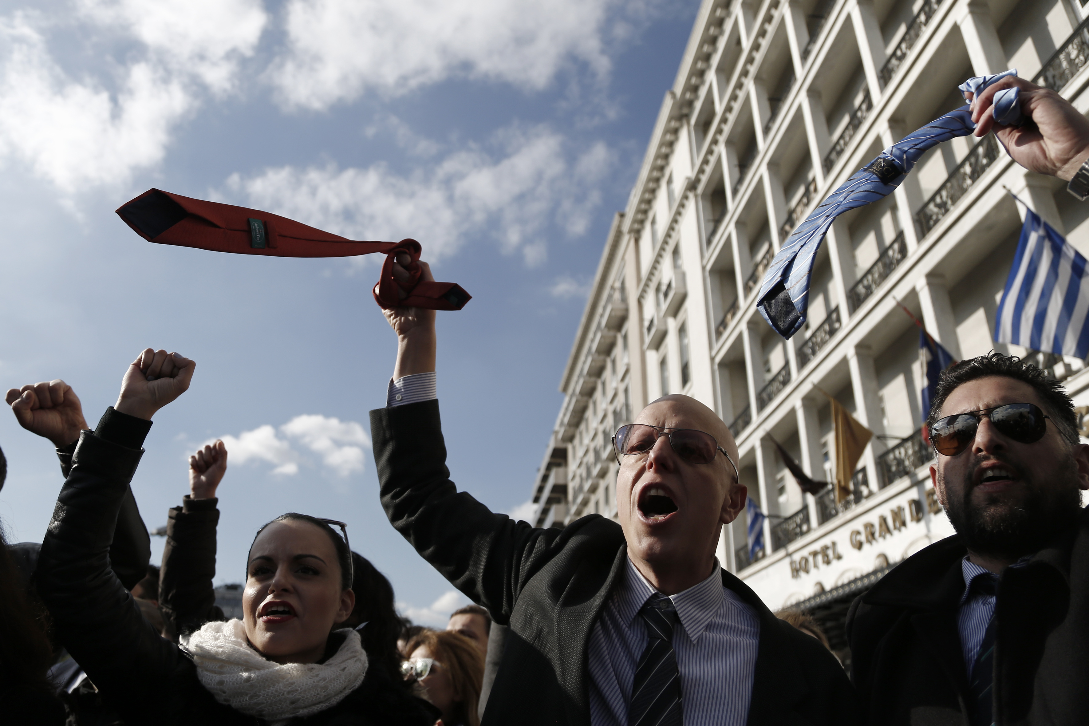 Ασφαλιστικές εισφορές με διπλό χαράτσι σε ελεύθερους επαγγελματίες