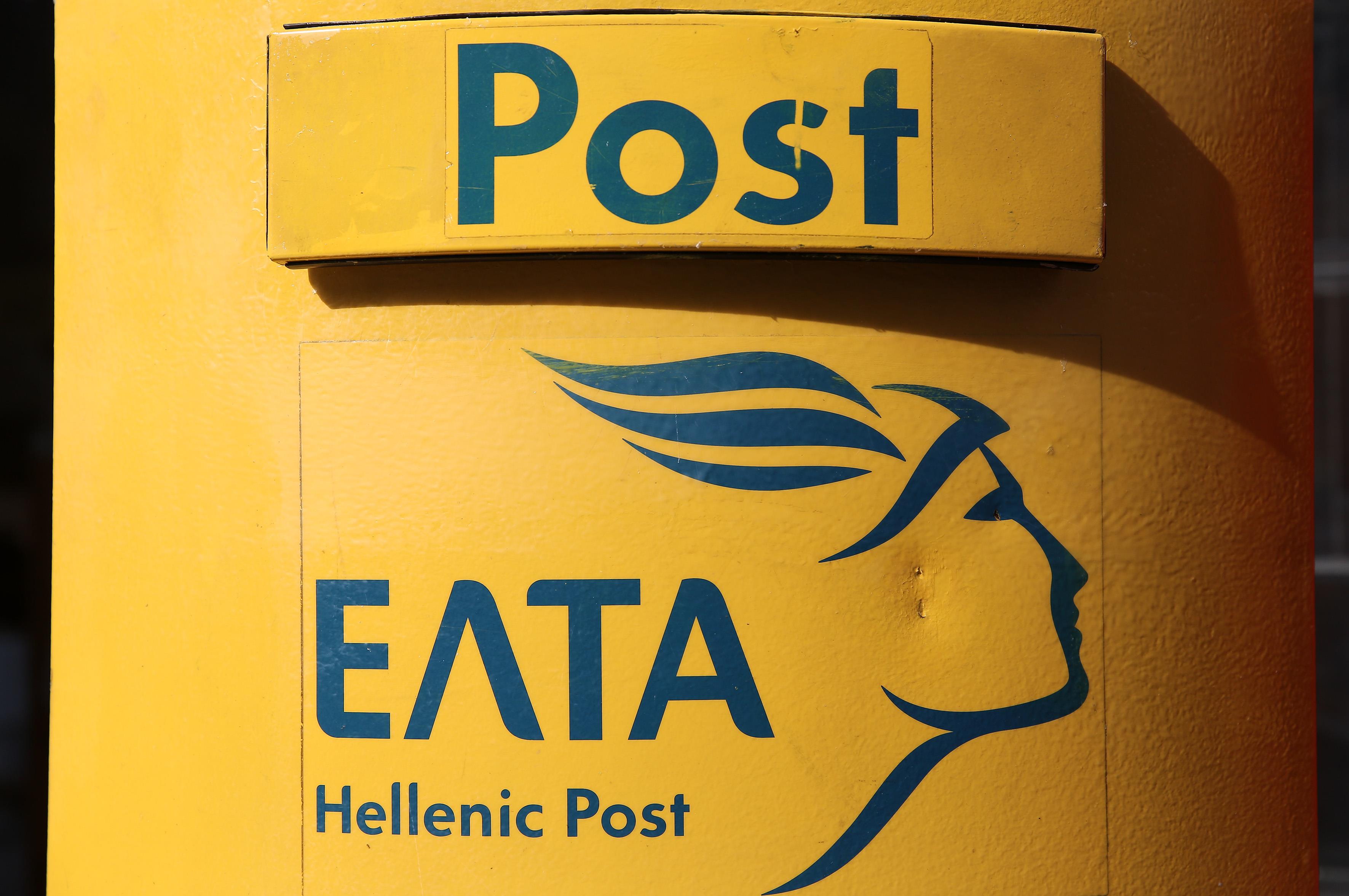 Aπλό χαρτί περιείχε ο ύποπτος φάκελος με παραλήπτη τον Παυλόπουλο