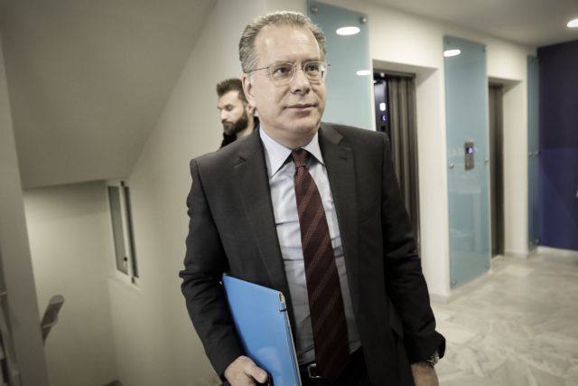 Κουμουτσάκος: Αναγκαίες οι αλλαγές στο Σύνταγμα της ΠΓΔΜ