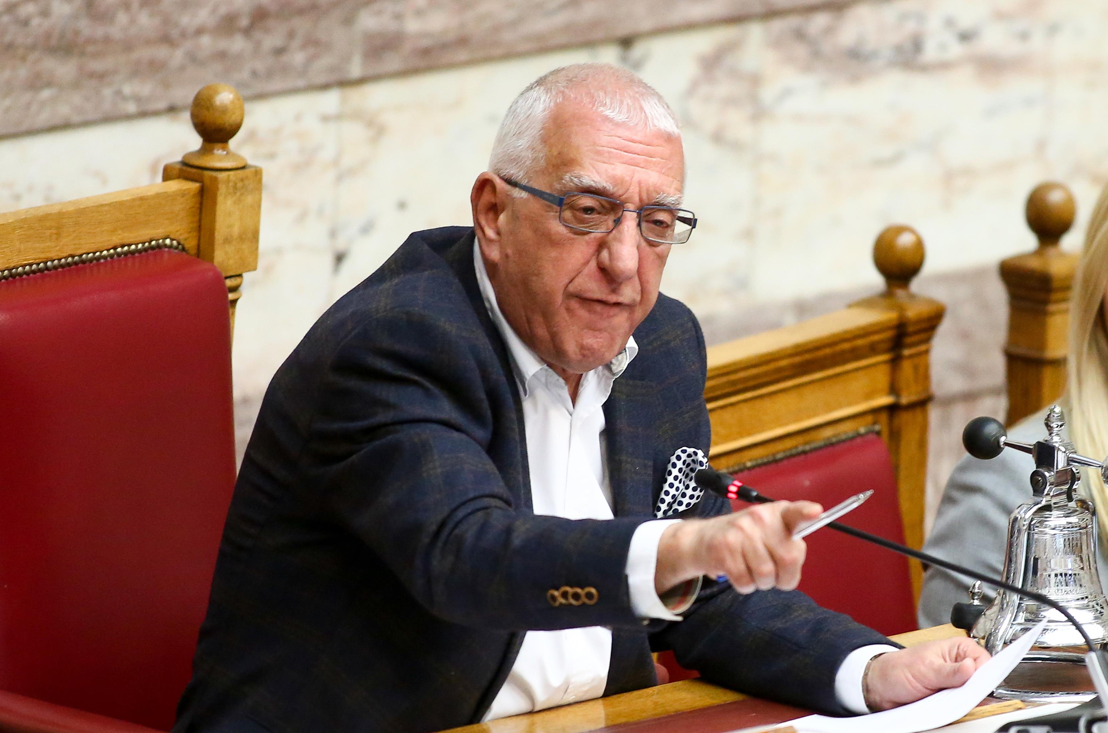 Κακλαμάνης: Η ενότητα της Νέας Δημοκρατίας είναι «μπετόν»