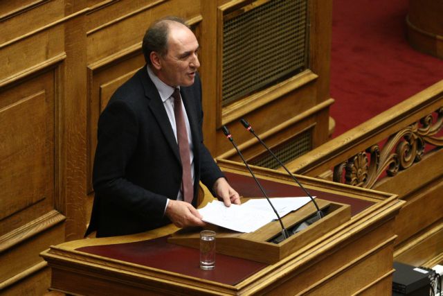 Σταθάκης: Η κριτική της ΝΔ για Novartis είναι παράλογη