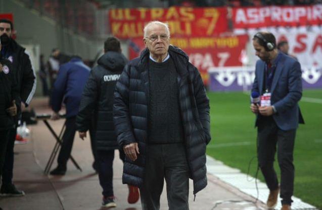 «Άμεση αλλαγή στους διαιτητές του ντέρμπι» ζητάει ο Ολυμπιακός