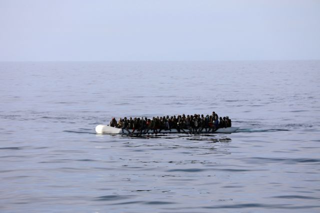 Φόβοι για δεκάδες νεκρούς από ναυάγιο στην Λιβύη