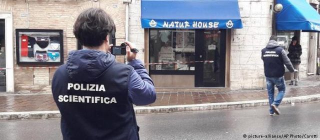 Ο ρατσισμός σοκάρει την προεκλογική Ιταλία