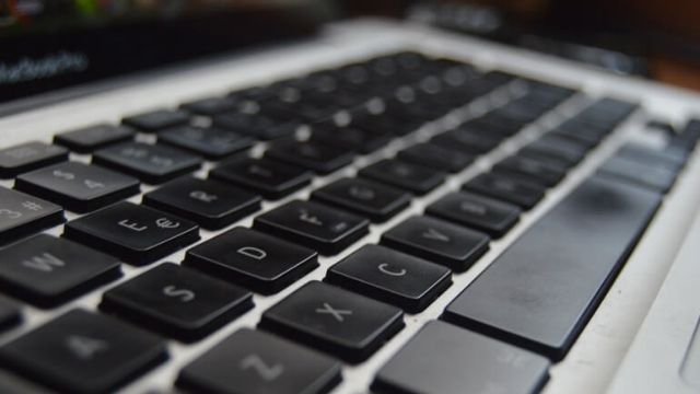 Επεκτείνεται το e-παράβολο σε δήμους και δικαστήρια