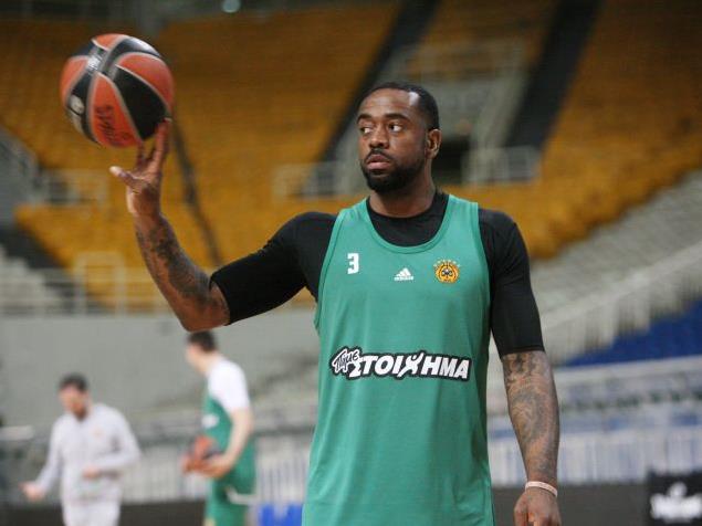 Προληπτικά εκτός προπόνησης ο Κέι Σι Ρίβερς