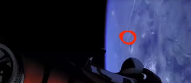 Για άλλη μια φορά κάποιοι βλέπουν UFO… οπουδήποτε