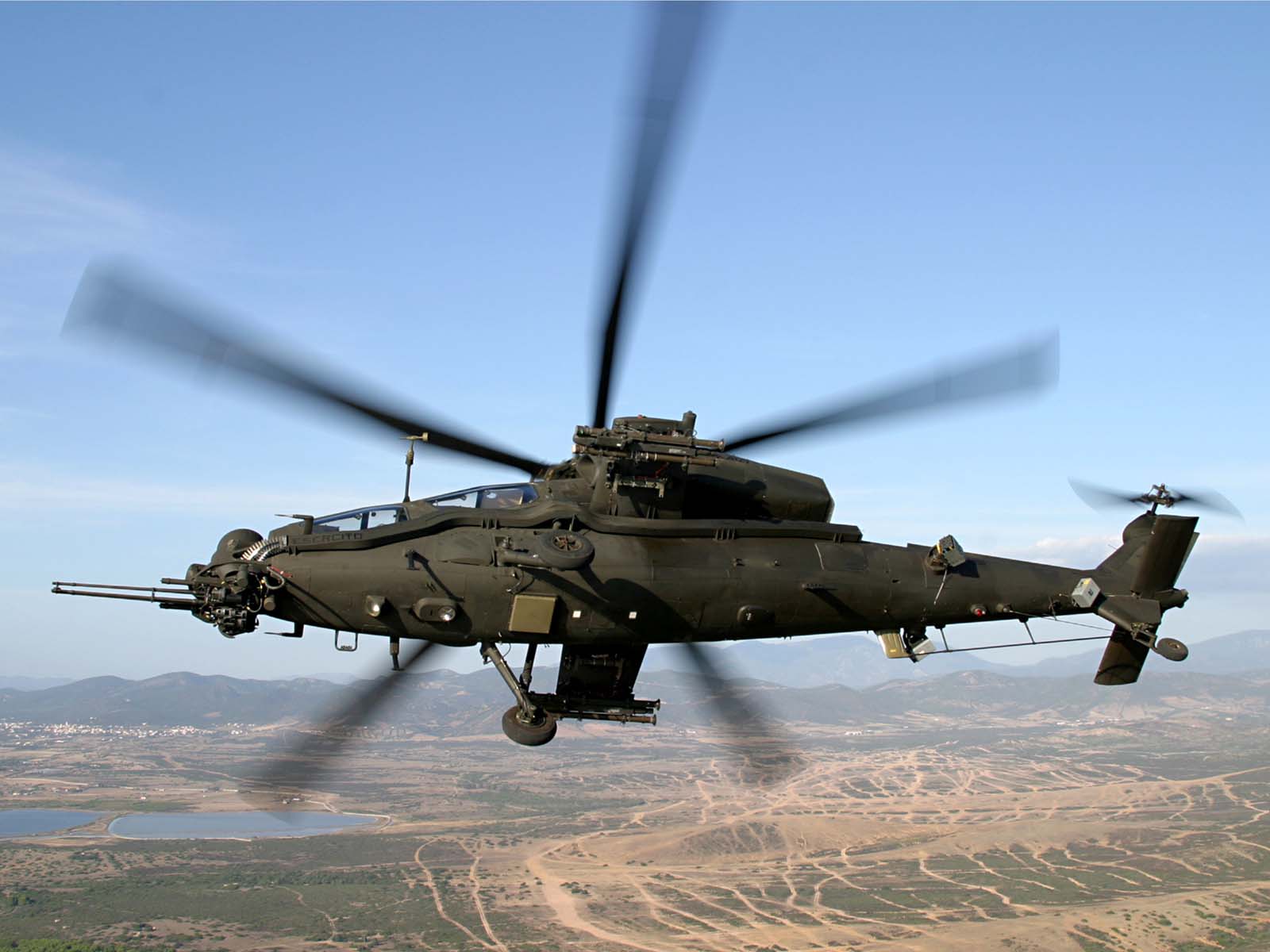 Νεκροί οι πιλότοι του τουρκικού ελικοπτέρου που κατέρριψαν οι Κούρδοι