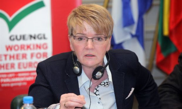 Γκ.Τσίμερ: Απολύτως σεβαστή η θέση του ΣΥΡΙΖΑ στην Ευρωπαϊκή Αριστερά