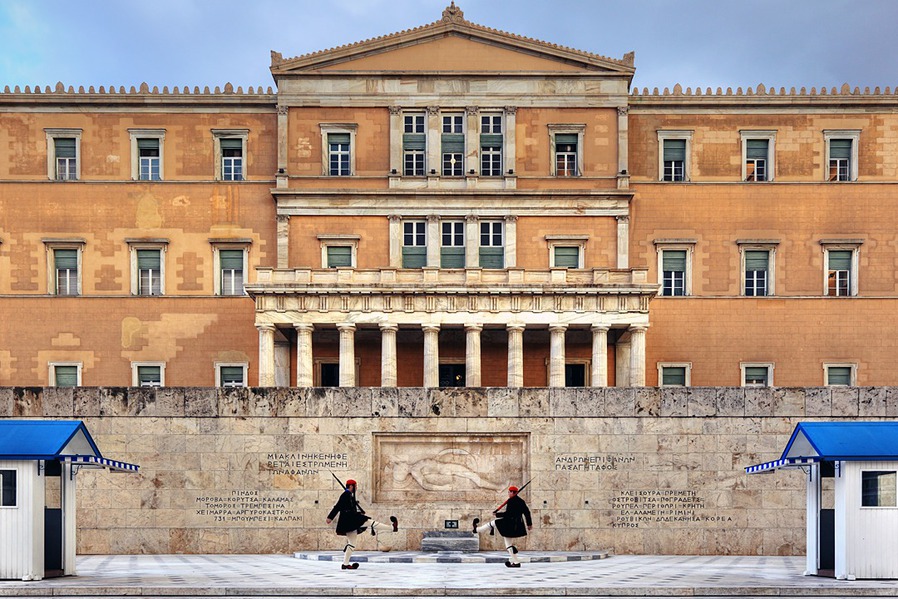 Τι θα περιλαμβάνει το «ελληνικό πρόγραμμα» διάρκειας 5 ετών