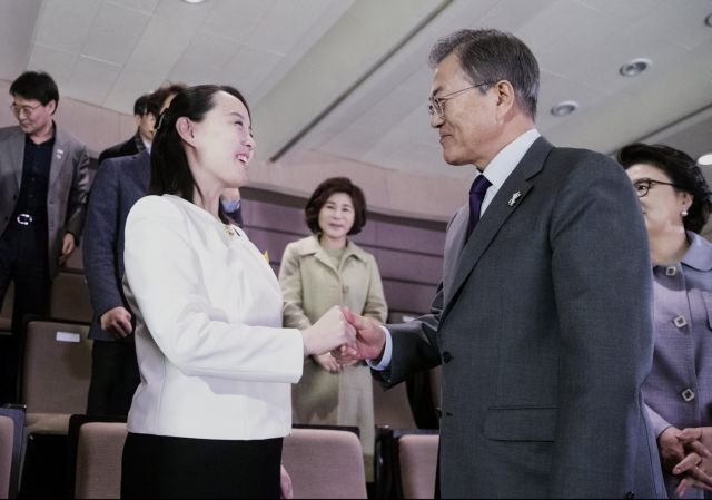 Κιμ: Επίθεση φιλίας και διαλόγου στη Νότια Κορέα