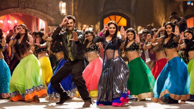 Σε ρυθμούς Bollywood το «Ελευθέριος Βενιζέλος» στη γιορτή των ερωτευμένων
