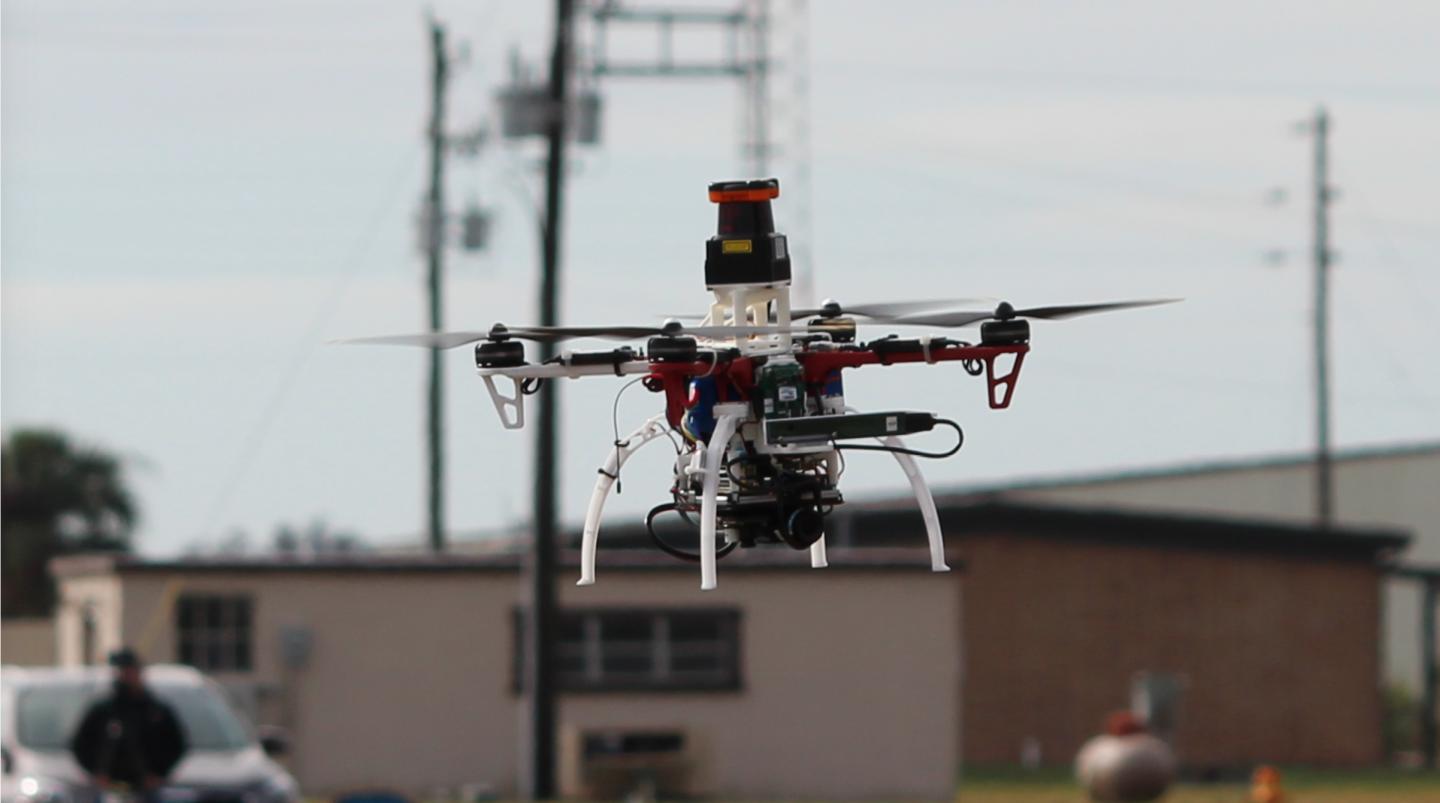 Σύστημα επιτρέπει σε drones να αποφεύγουν εμπόδια [Βίντεο]
