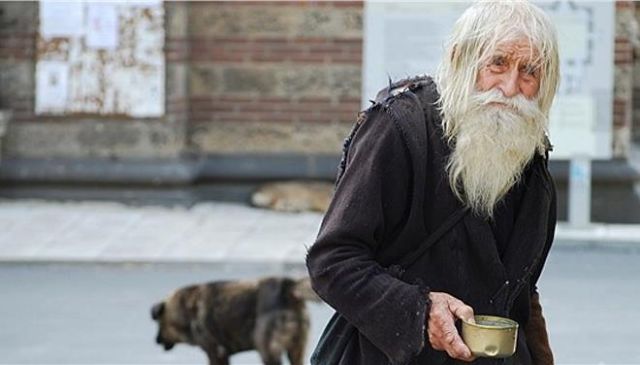 Πέθανε ο υπεραιωνόβιος επαίτης – δωρητής της βουλγαρικής Εκκλησίας