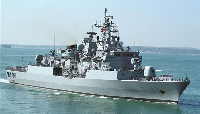 Στο Αιγαίο η τουρκική φρεγάτα «Μπαρμπαρός»