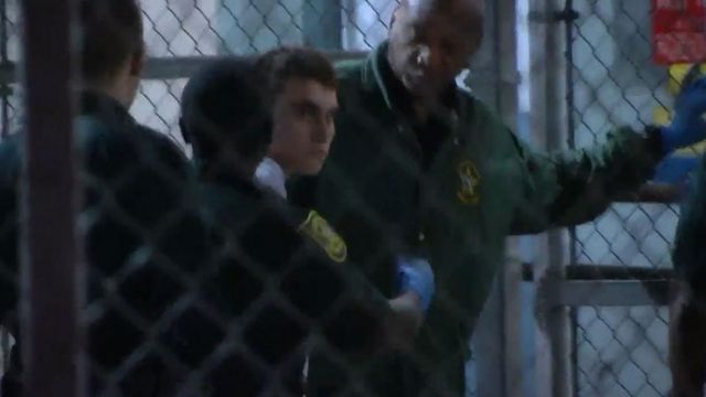 Ο μακελάρης της Φλόριντα είχε ανάμιξη με παραστρατιωτική οργάνωσης λευκών εθνικιστών