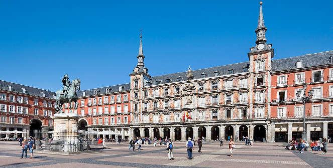 Μαδρίτη: Η Πλάθα Μαγιόρ γιορτάζει τα 400 χρόνια της