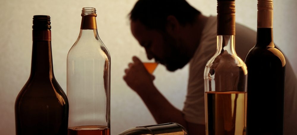 Απόλυτη εξάρτηση από το αλκοόλ έχει το 10% των Ελλήνων