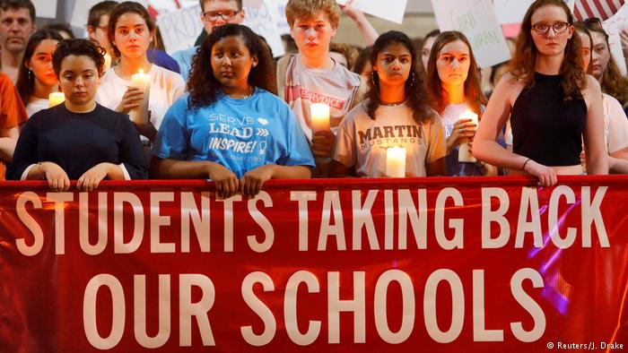 Αναβρασμός για την ένοπλη βία στις ΗΠΑ