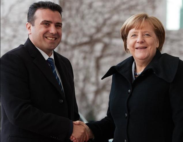 Μέρκελ προς Ζάεφ: Καλωσορίζω τον πρωθυπουργό της Μακεδονίας