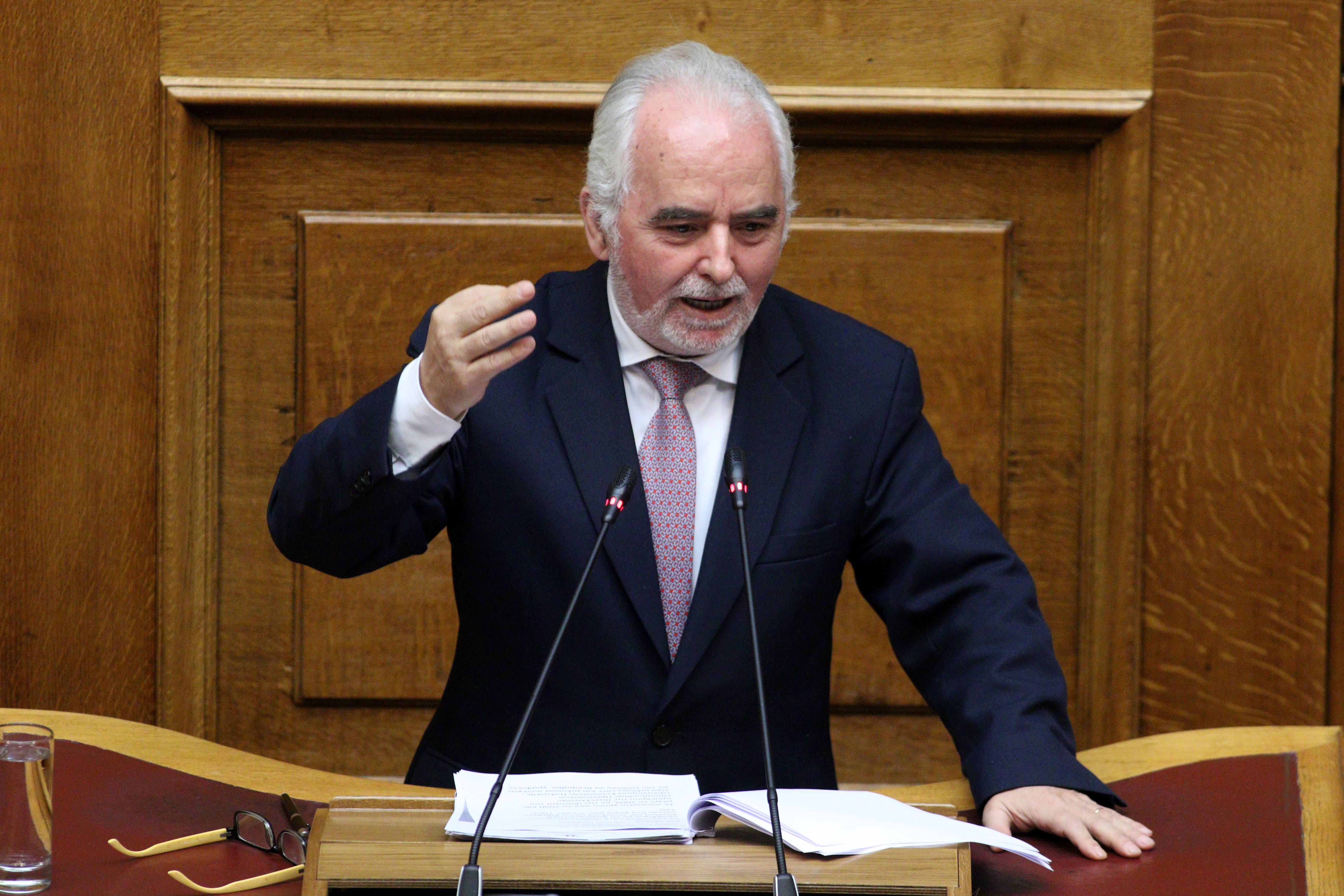 Κουτρουμάνης: Γελοία η μαρτυρία για το πρόσωπό μου [Βίντεο]