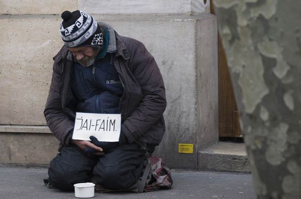 Τουλάχιστον 3.000 άστεγοι καταμετρήθηκαν σε μια νύχτα στους δρόμους του Παρισιού