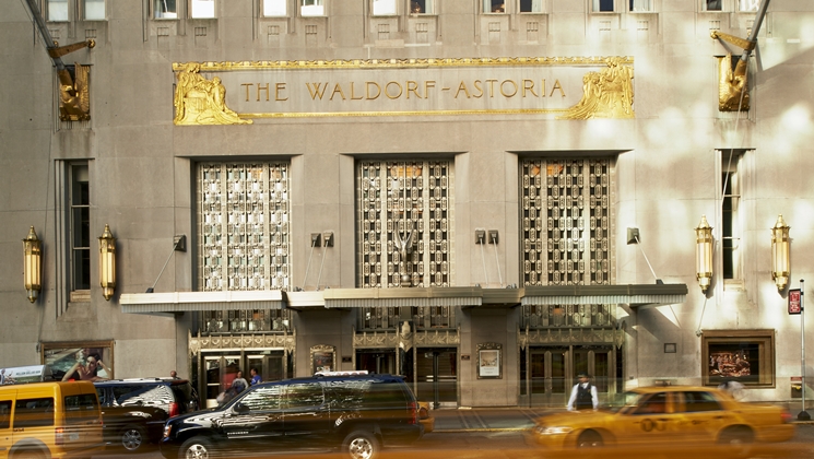 Η κινεζική κυβέρνηση ελέγχει το Waldorf Astoria Hotel