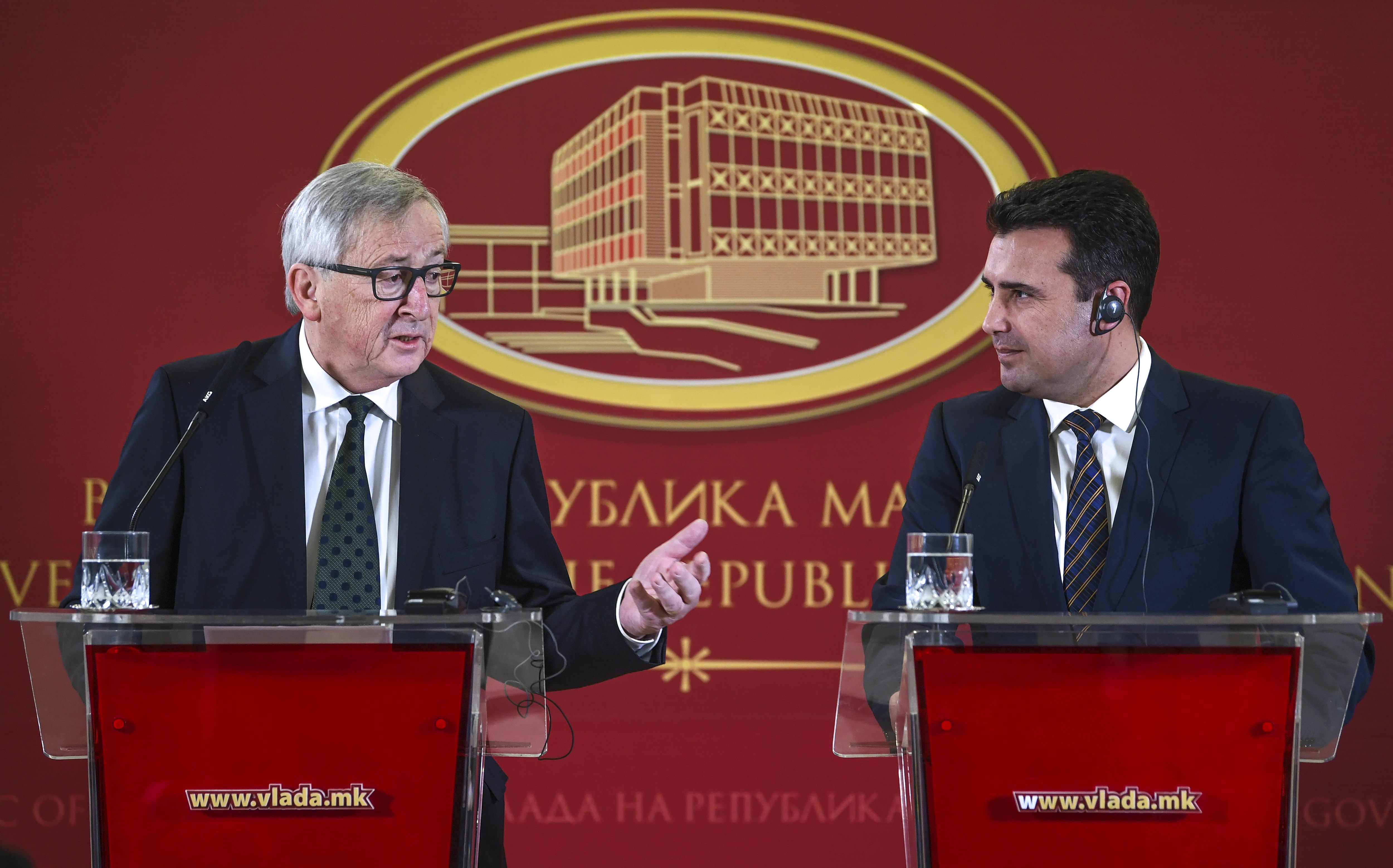 Γιούνκερ: Δεν ήρθα στα Σκόπια για να ανακοινώσω οριστική ημερομηνία ένταξης