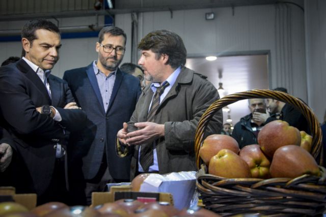 Παραγωγός προς Τσίπρα: Βάλε χέρι και στα σκάνδαλα με τα γεωργικά φάρμακα