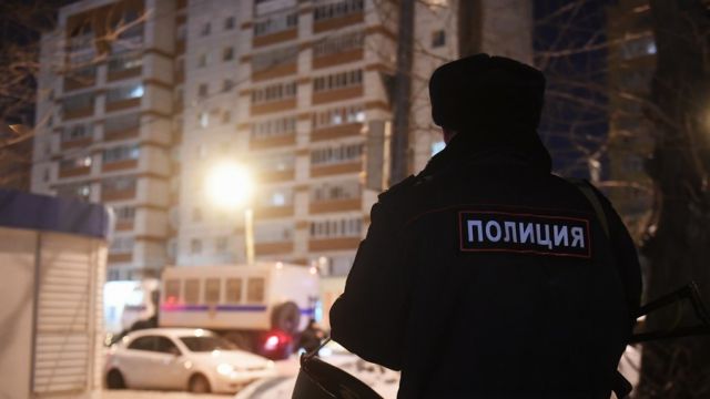 Πυροβολισμοί στο Καζάν με νεκρό αστυνομικό