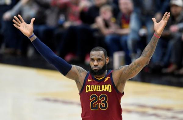 Η «Black Thursday» του γυμνού βασιλιά