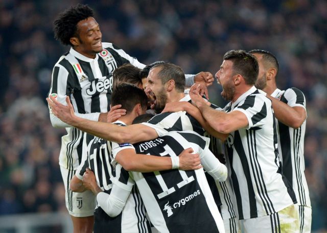 Υπό κατάρρευση η Νάπολι, «αγκαλιά» με τον τίτλο η Γιουβέντους