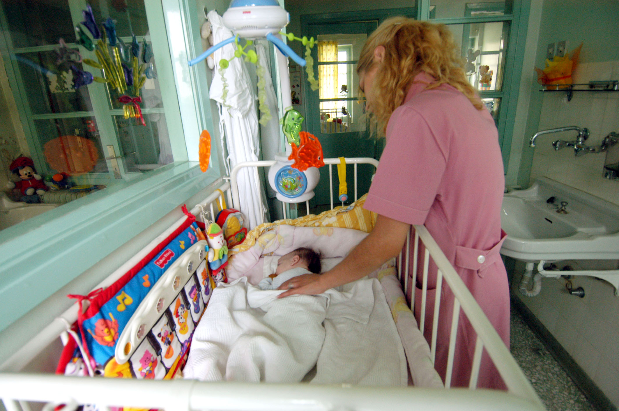 Τραγική έλλειψη προσωπικού στο Κέντρο Βρεφών «Η Μητέρα»