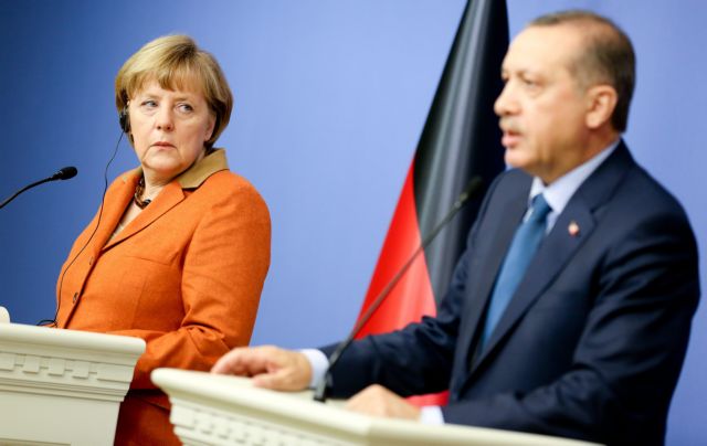Πιο αγαπητή από τον Ερντογάν η Μέρκελ για τους Τούρκους της Γερμανίας