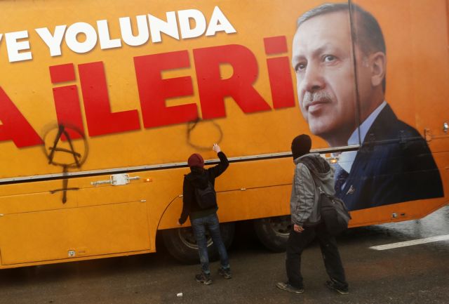 Ερντογάν: «Τρομοκράτες» οι φοιτήτες που διαφώνησαν με την επίθεση στη Συρία