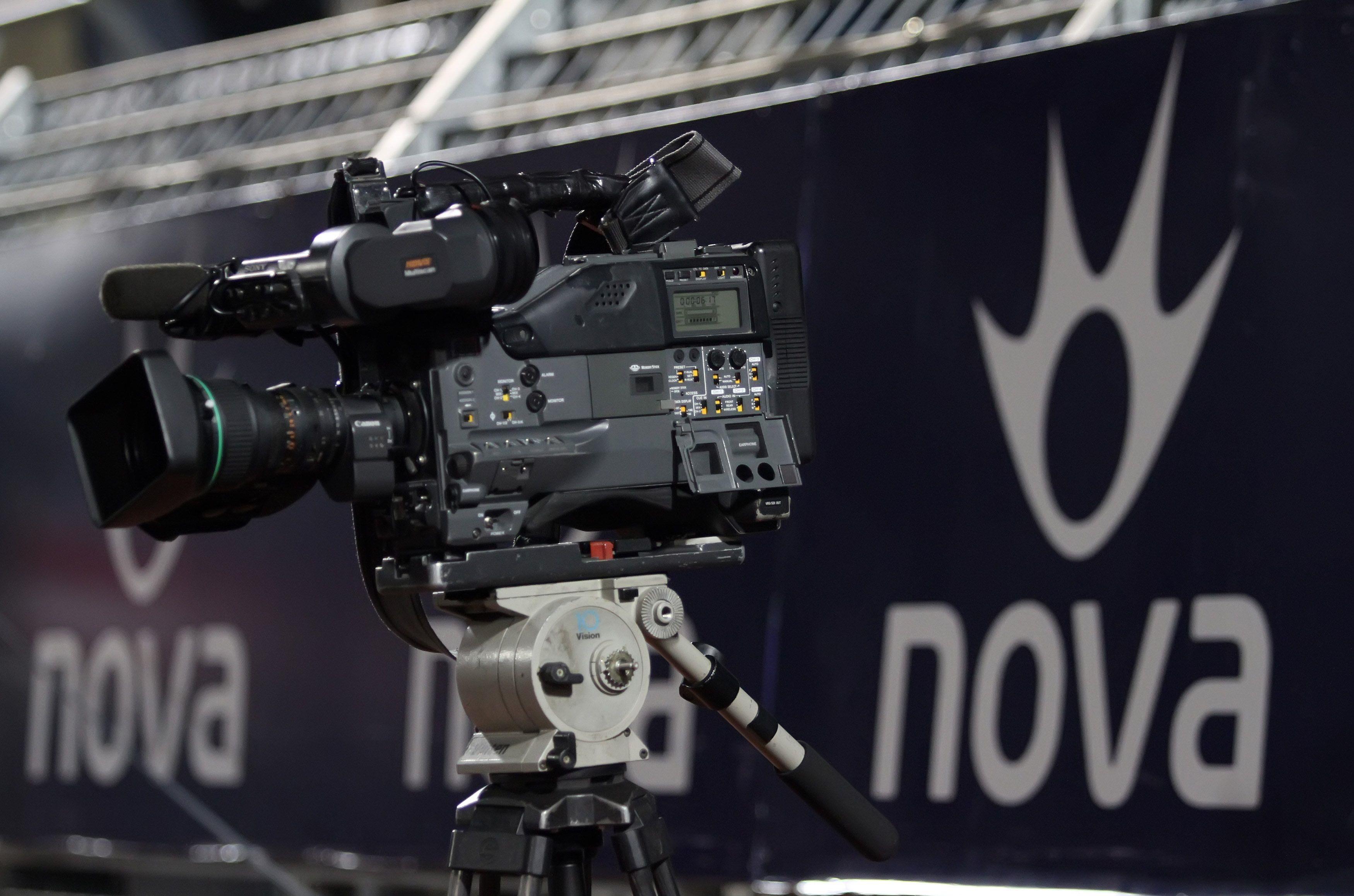 Ενεργοποιεί τη ρήτρα η Nova για τη διακοπή