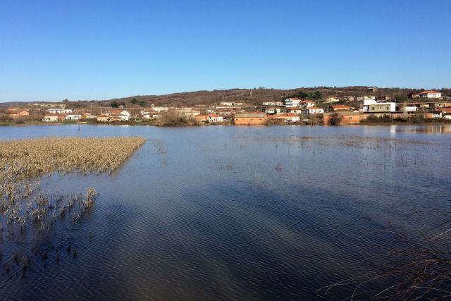 Πάνω από το όριο επικινδυνότητας η στάθμη των νερών σε Έβρο και Άρδα