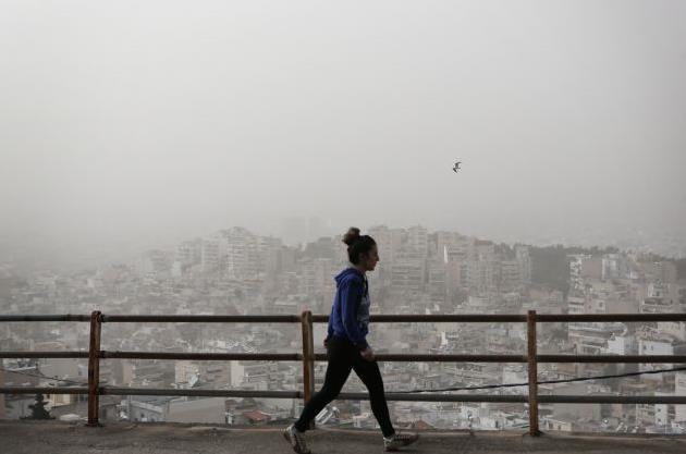 Τοπικές νεφώσεις και αφρικανική σκόνη την Τετάρτη