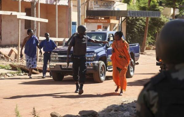 Νεκρός σε επίθεση ενόπλων σε ξενοδοχείο στο Μάλι