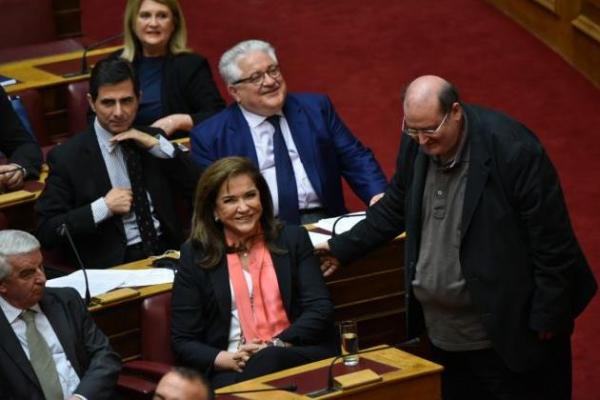 Φίλης σε Μπακογιάννη: Ο Καμμένος είναι δημιούργημα της οικογένειας Μητσοτάκη