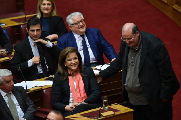 Φίλης σε Μπακογιάννη: Ο Καμμένος είναι δημιούργημα της οικογένειας Μητσοτάκη