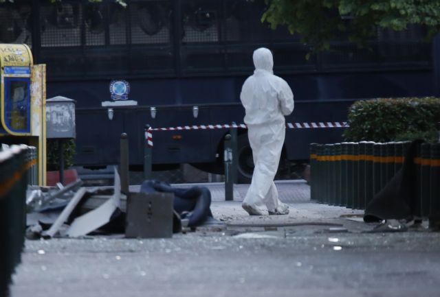 Βόμβα στην Ευελπίδων: υπολείμματα μηχανισμού και προκήρυξη αλλά οι αρχές δεν γνώριζαν