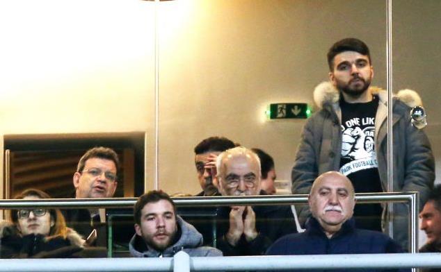 Ειρωνικό μήνυμα Γιώργου Σαββίδη για Βασιλειάδη