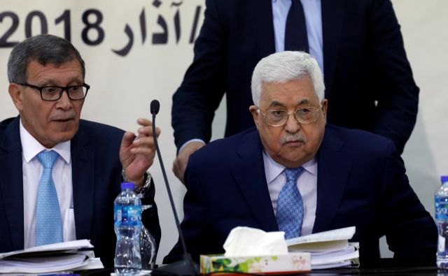 Καταδίκη Λευκού Οίκου για τα σχόλια του Μαχμούντ Αμπάς