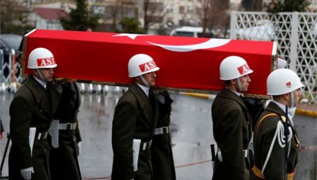 Μαύρη μέρα με οκτώ νεκρούς για την Τουρκία στην Αφρίν